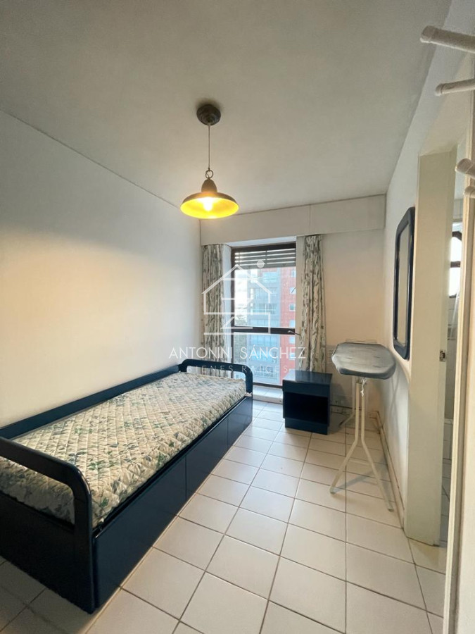 Apartamento ID.1274 - Apartamento en torre de categoría 