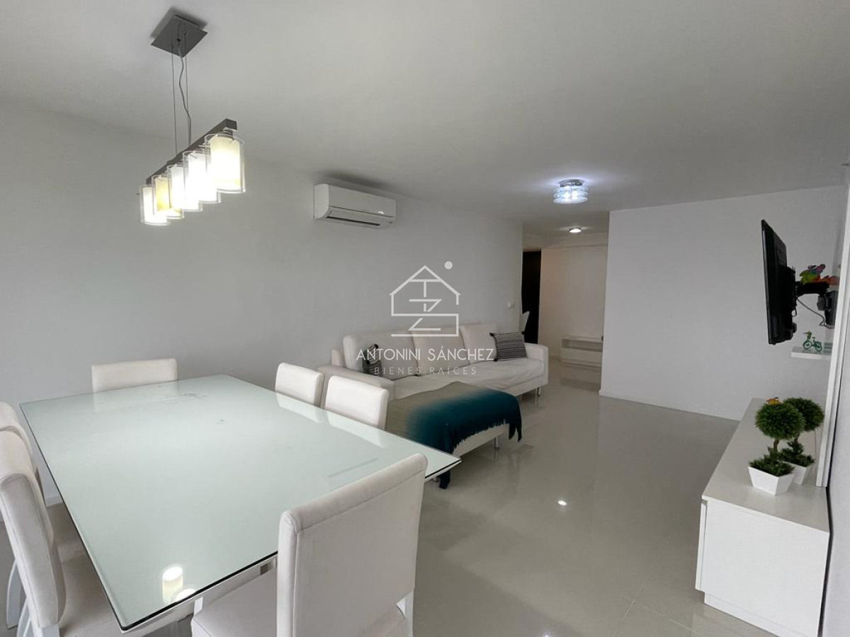 Apartamento ID.1614 - Venta Aparamento 2 dormitorios Punta Del Este