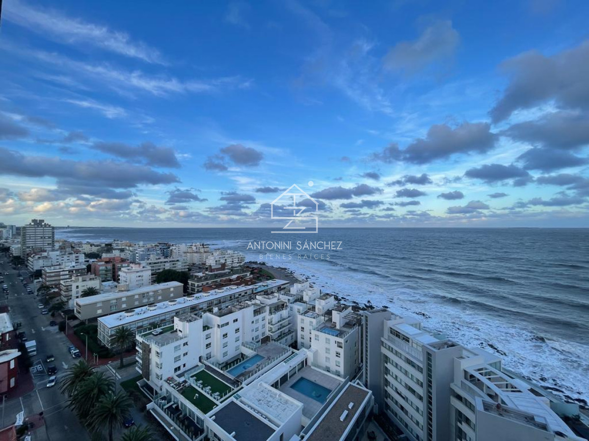 Apartamento ID.1274 - Apartamento en torre de categoría 