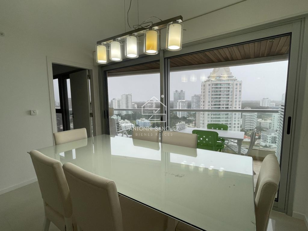Apartamento ID.1614 - Venta Aparamento 2 dormitorios Punta Del Este