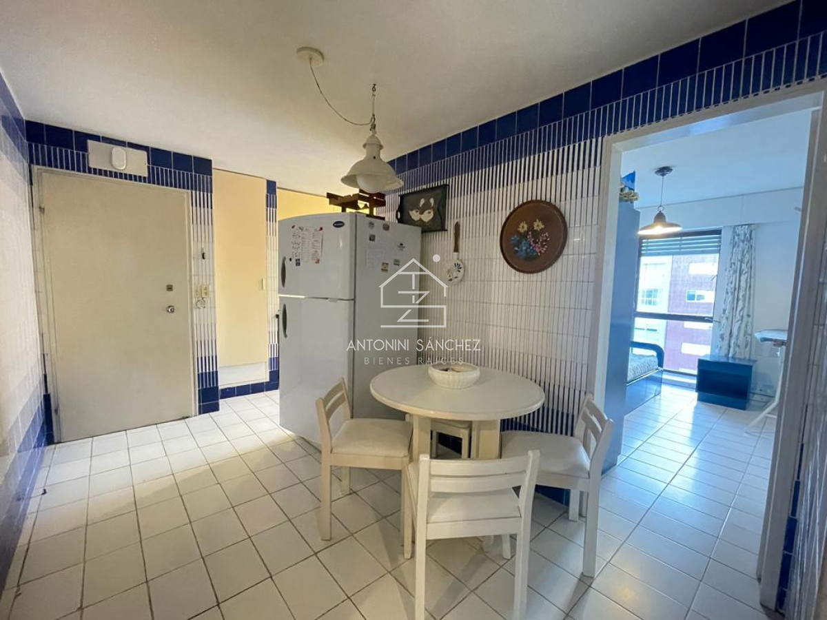 Apartamento ID.1274 - Apartamento en torre de categoría 