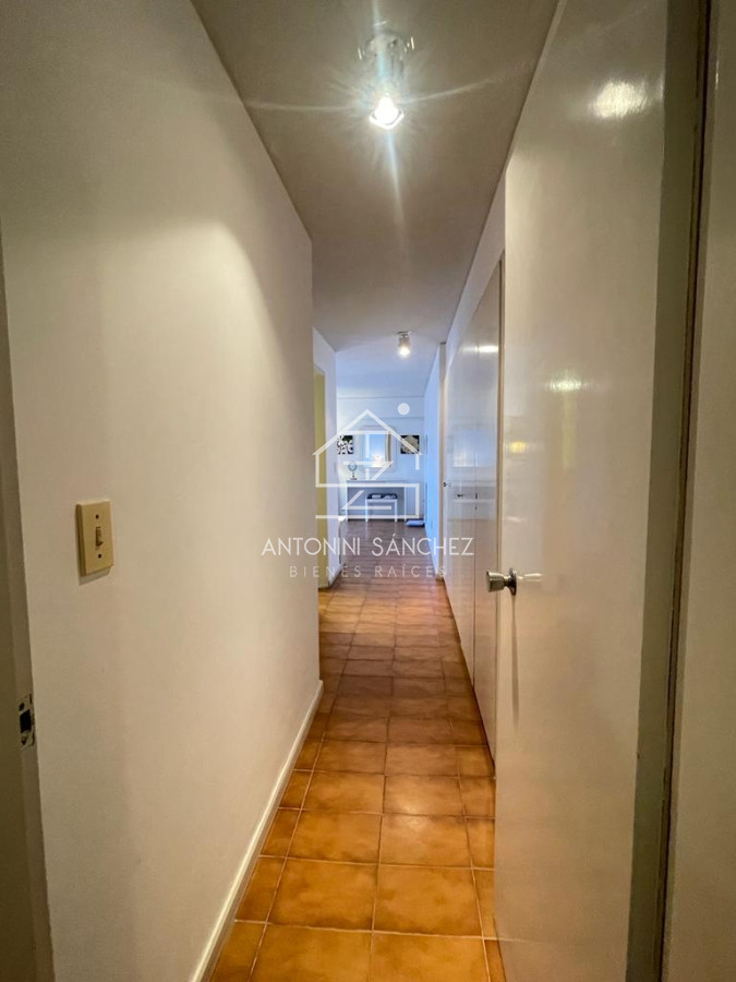 Apartamento ID.1274 - Apartamento en torre de categoría 