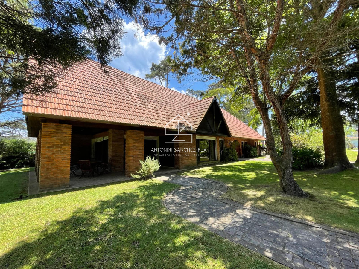 Casa ID.3958 - Casa en Punta del Este 