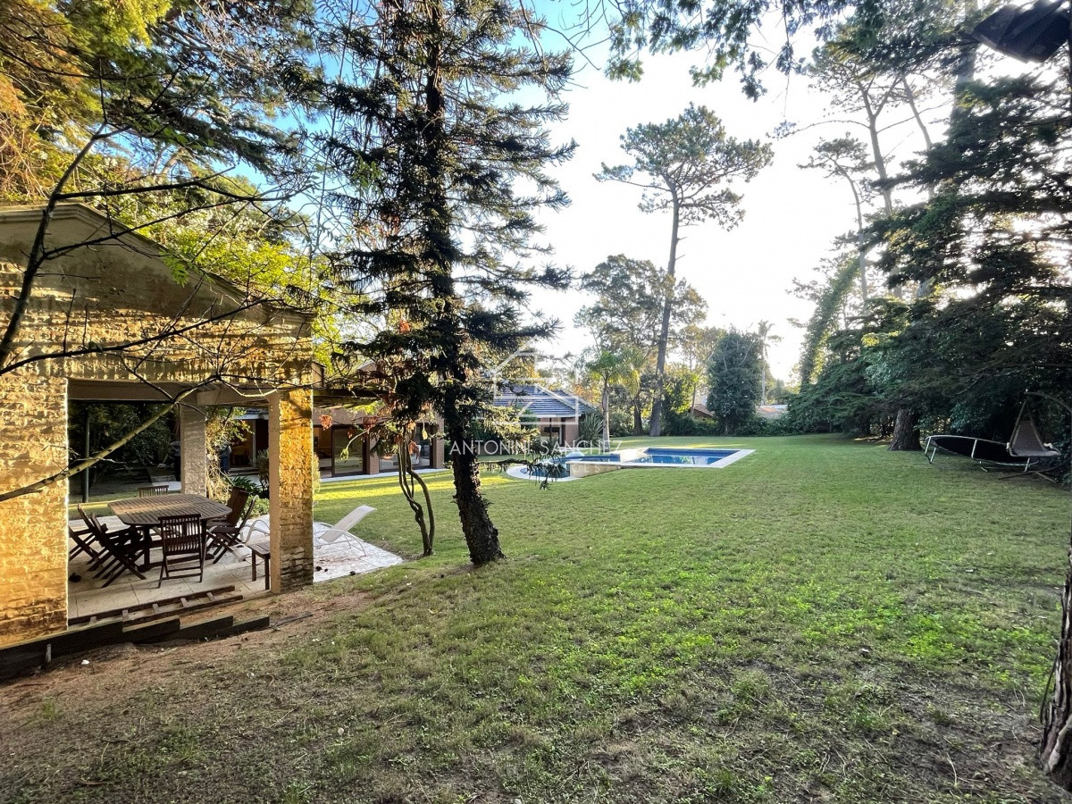 Casa ID.2115 - Magnifica residencia  