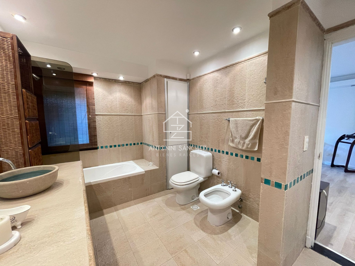 Casa ID.2115 - Magnifica residencia  