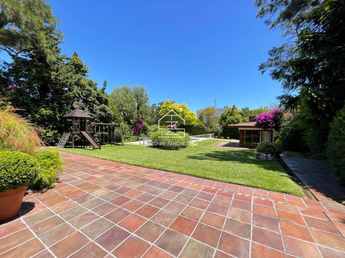 Casa ID.3959 - Magnifica casa en Punta del Este 