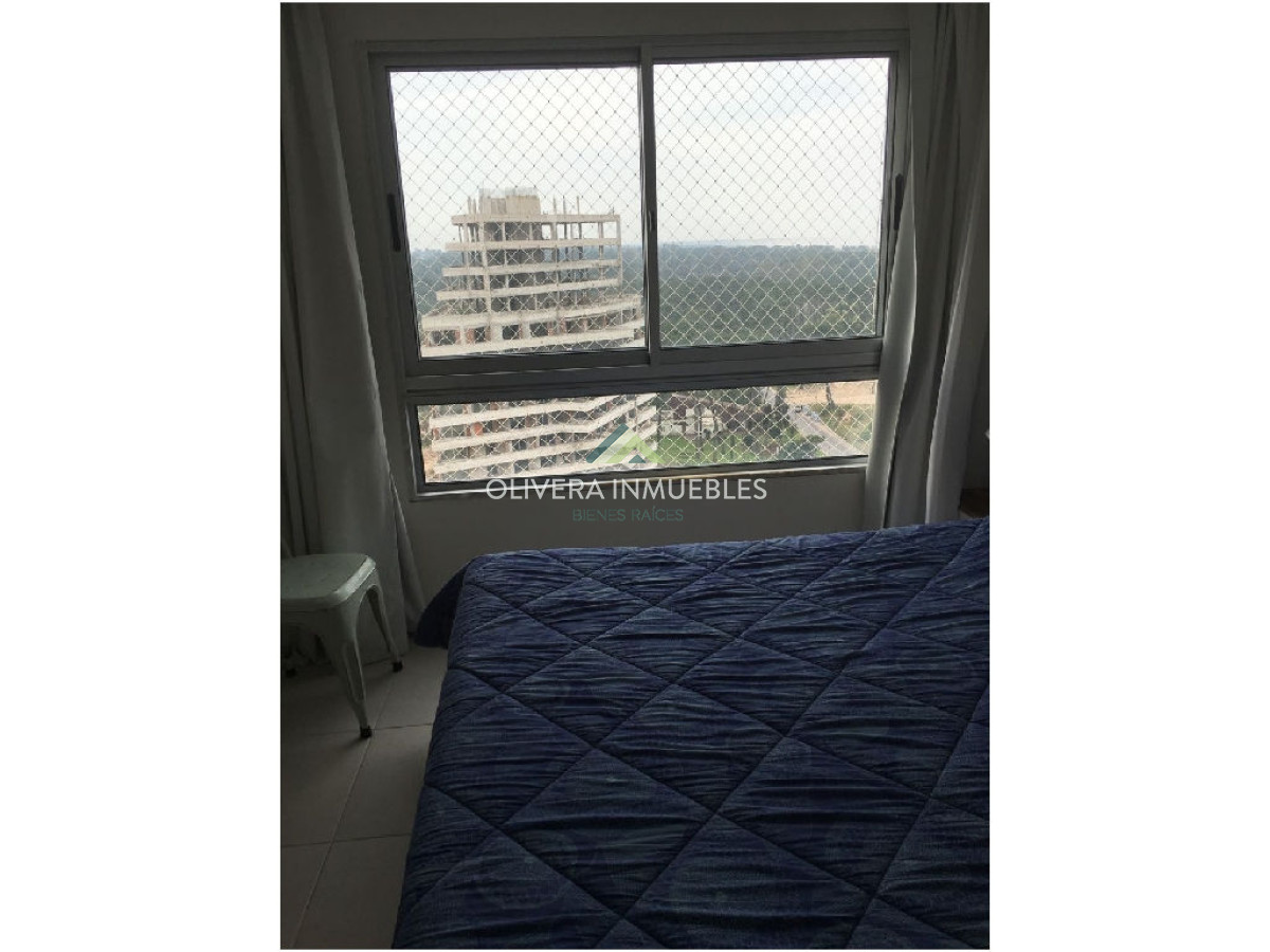 Apartamento ID.12232 - Apartamento de dos dormitorios en alquiler anual 