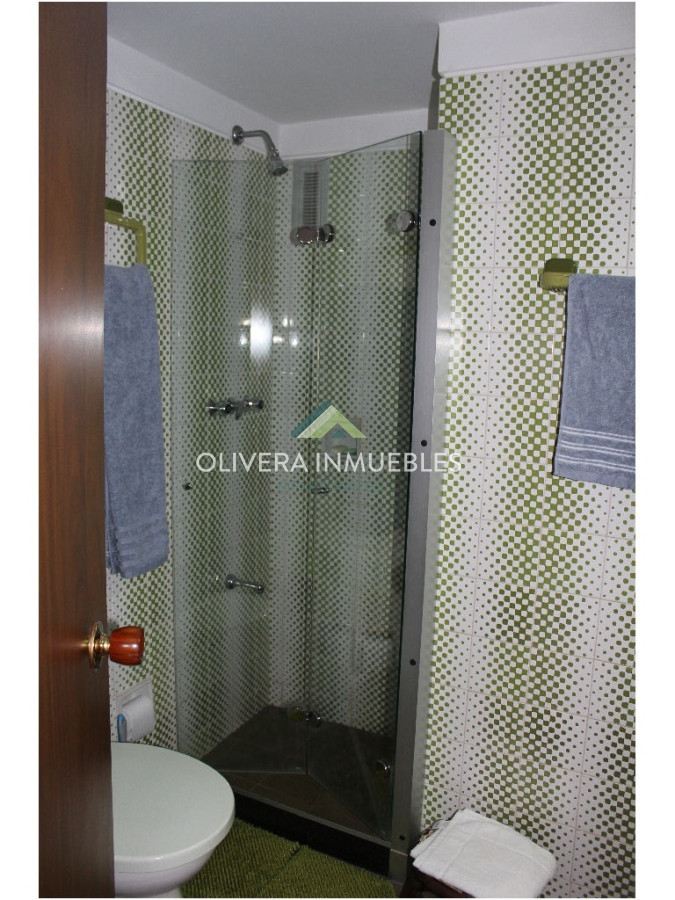 Apartamento ID.12686 - Apartamento en venta de 3 dormitorios en Peninsula, Punta del Este