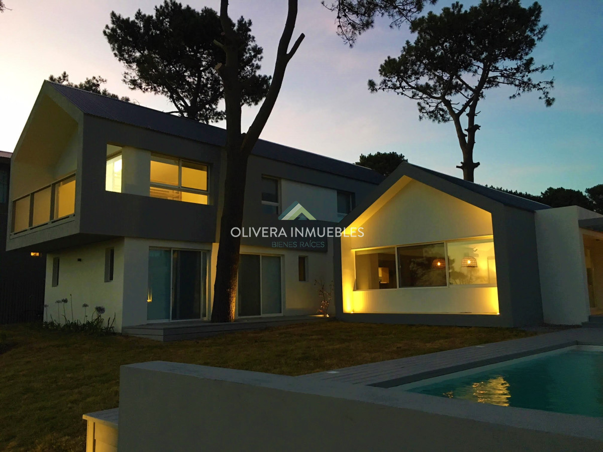 Casa ID.12356 - Casa en venta de 5 dormitorios, Jose Ignacio, Punta del Este