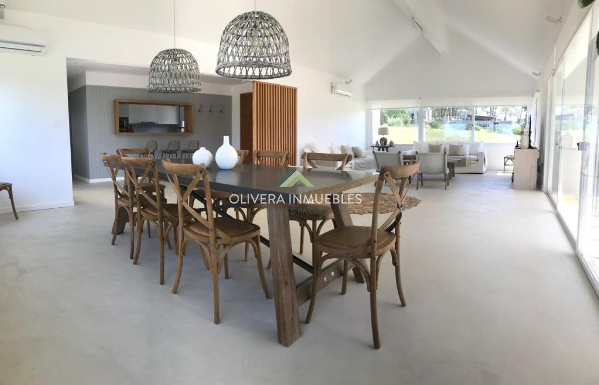 Casa ID.12356 - Casa en venta de 5 dormitorios, Jose Ignacio, Punta del Este