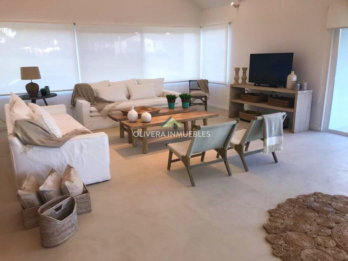 Casa ID.12356 - Casa en venta de 5 dormitorios, Jose Ignacio, Punta del Este