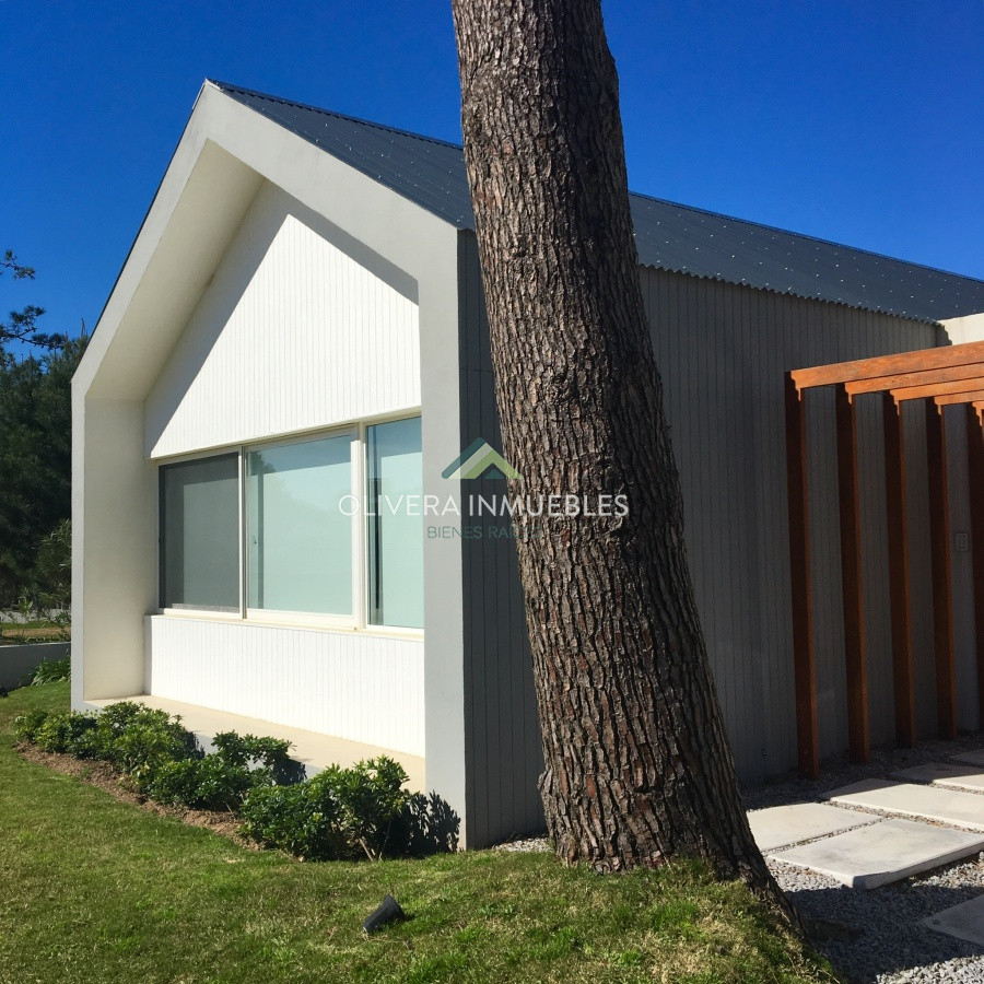 Casa ID.12356 - Casa en venta de 5 dormitorios, Jose Ignacio, Punta del Este