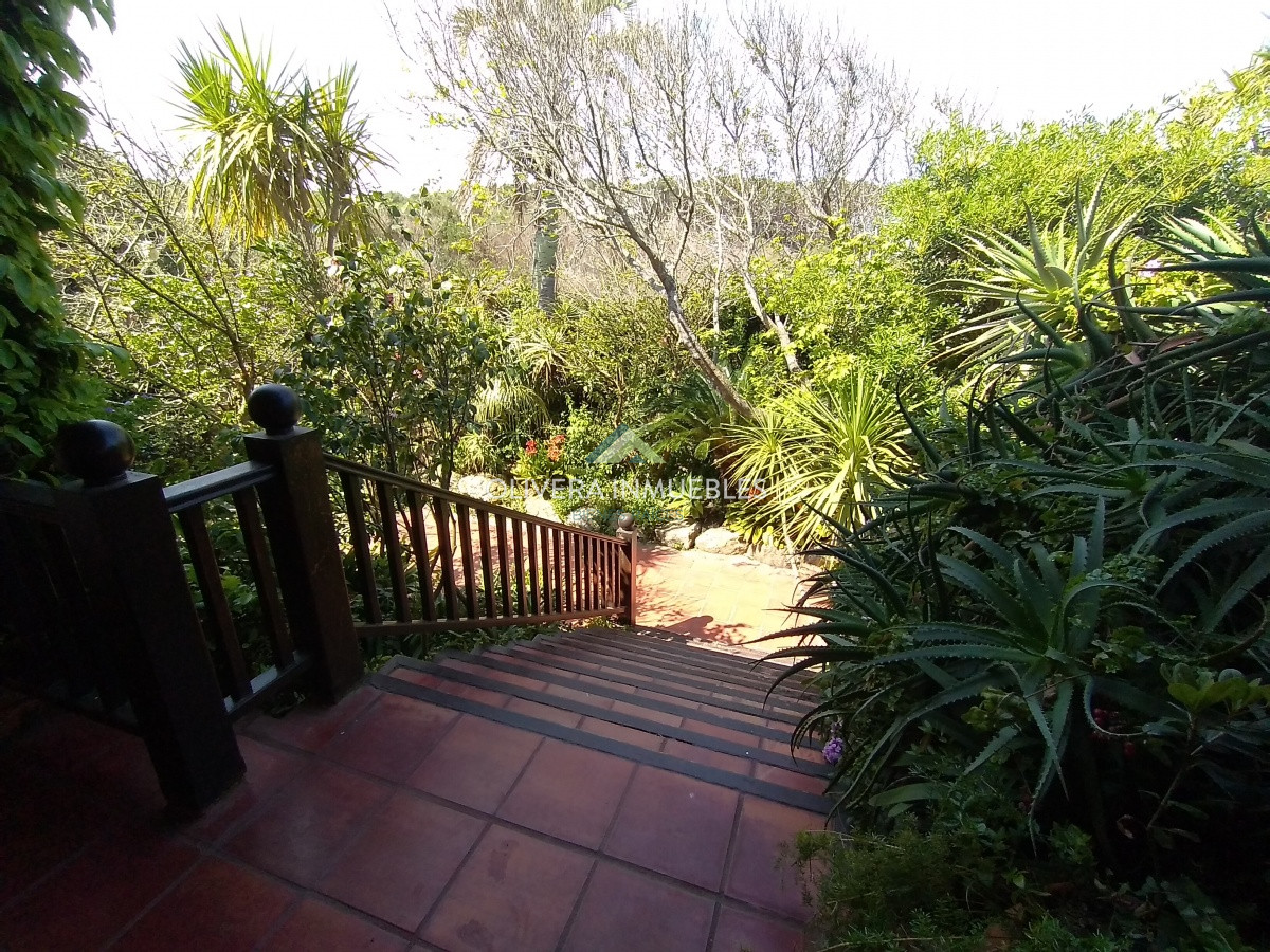 Casa ID.12355 - Casa en venta de 5 dormitorios frente al mar, Punta Ballena, Punta del Este