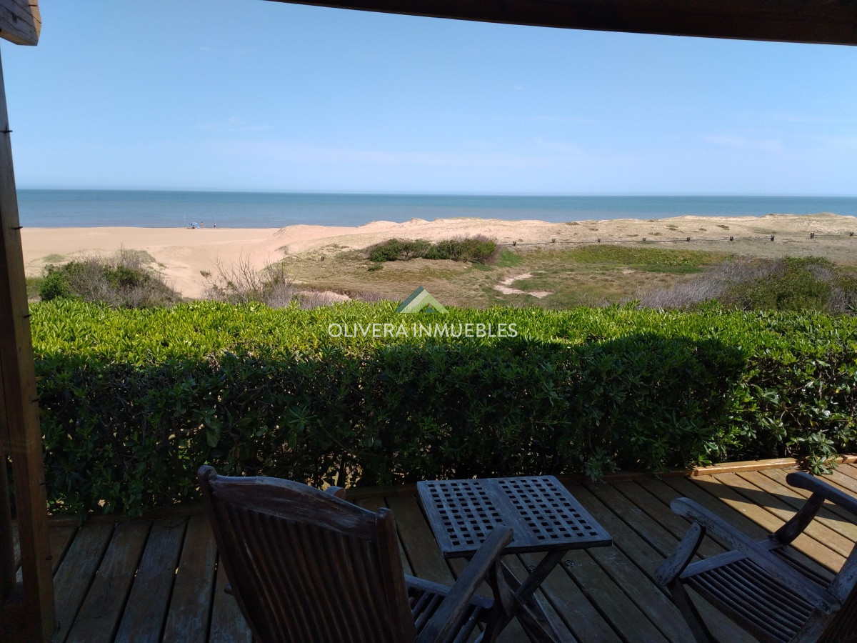 Casa ID.12355 - Casa en venta de 5 dormitorios frente al mar, Punta Ballena, Punta del Este