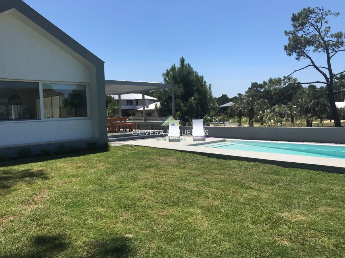 Casa ID.12356 - Casa en venta de 5 dormitorios, Jose Ignacio, Punta del Este