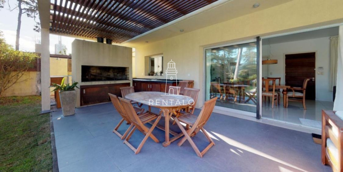 Casa ID.1136 - Casa en venta en Punta del este en playa Mansa 