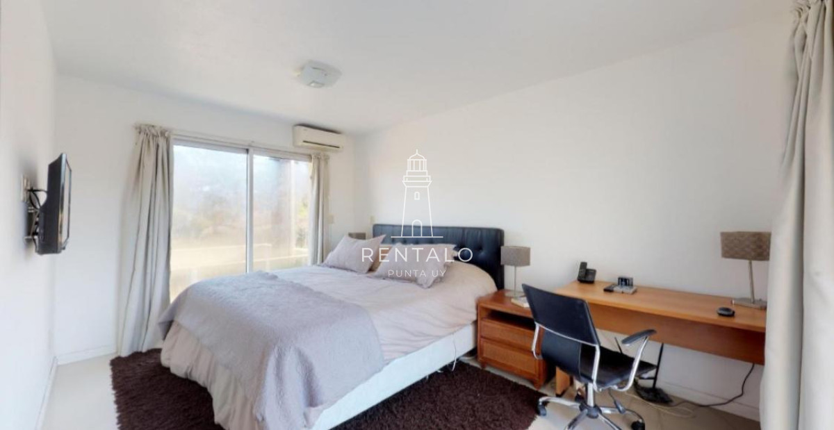 Casa ID.1136 - Casa en venta en Punta del este en playa Mansa 