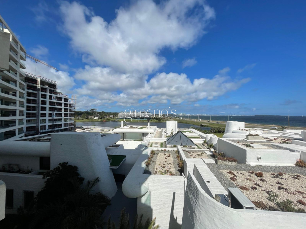 Apartamento ID.1013 - Apartamento de 3 suites en Venta Piedra del Chileno - Punta del Este