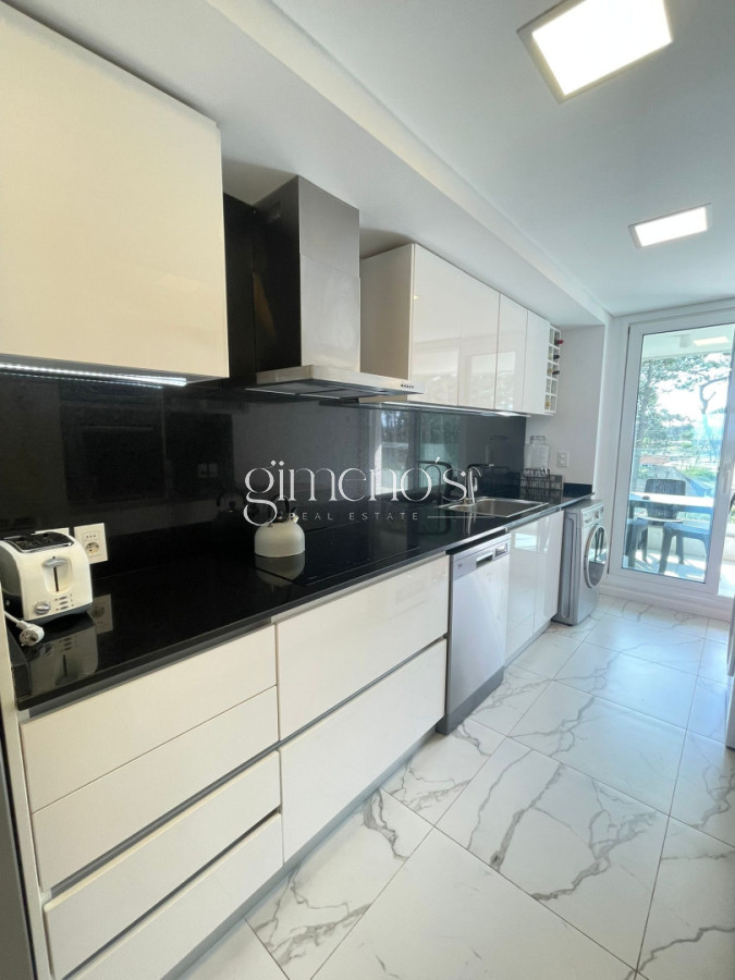 Apartamento ID.1013 - Apartamento de 3 suites en Venta Piedra del Chileno - Punta del Este