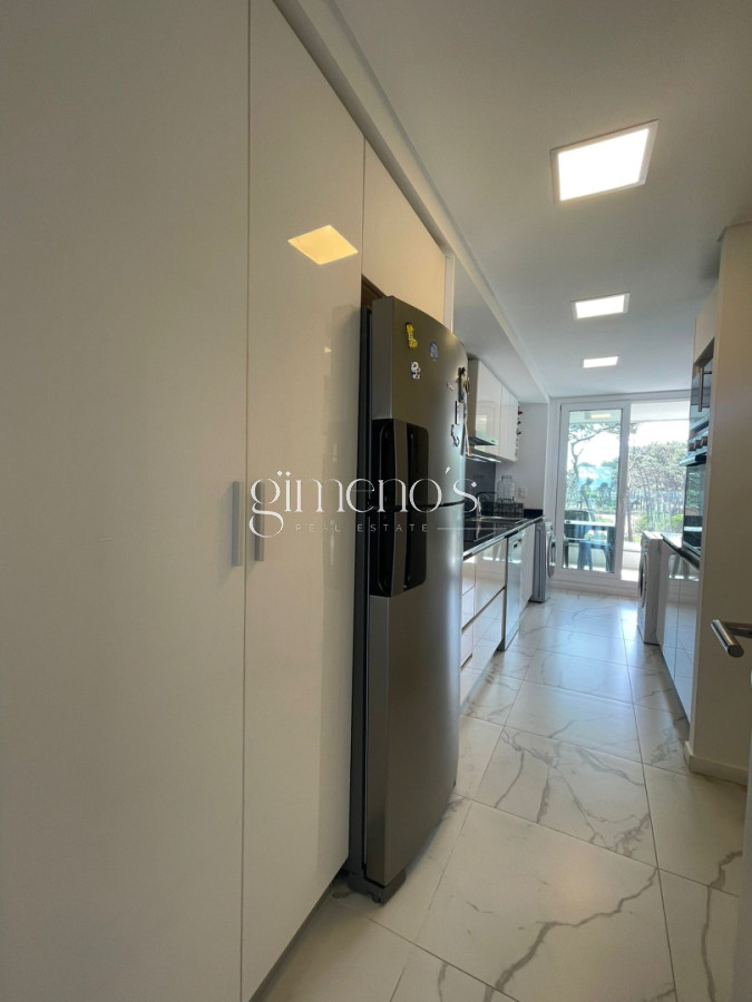 Apartamento ID.1013 - Apartamento de 3 suites en Venta Piedra del Chileno - Punta del Este