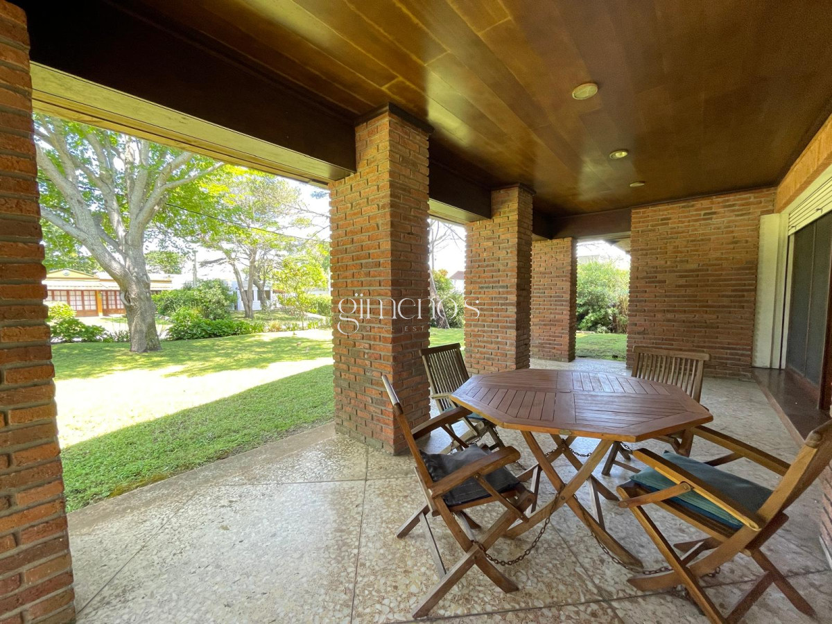 Casa ID.272 - Venta Casa en Punta del Este - Playa Mansa 