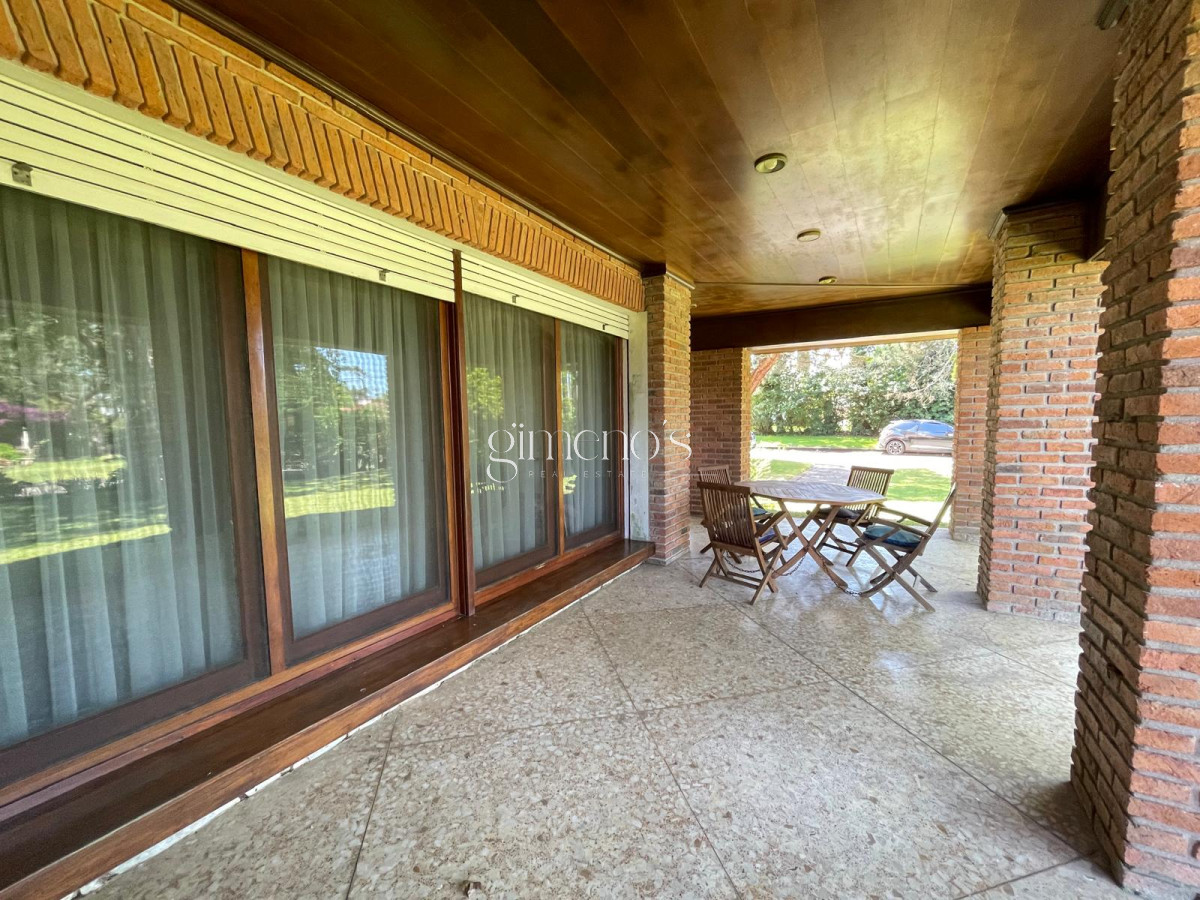 Casa ID.272 - Venta Casa en Punta del Este - Playa Mansa 