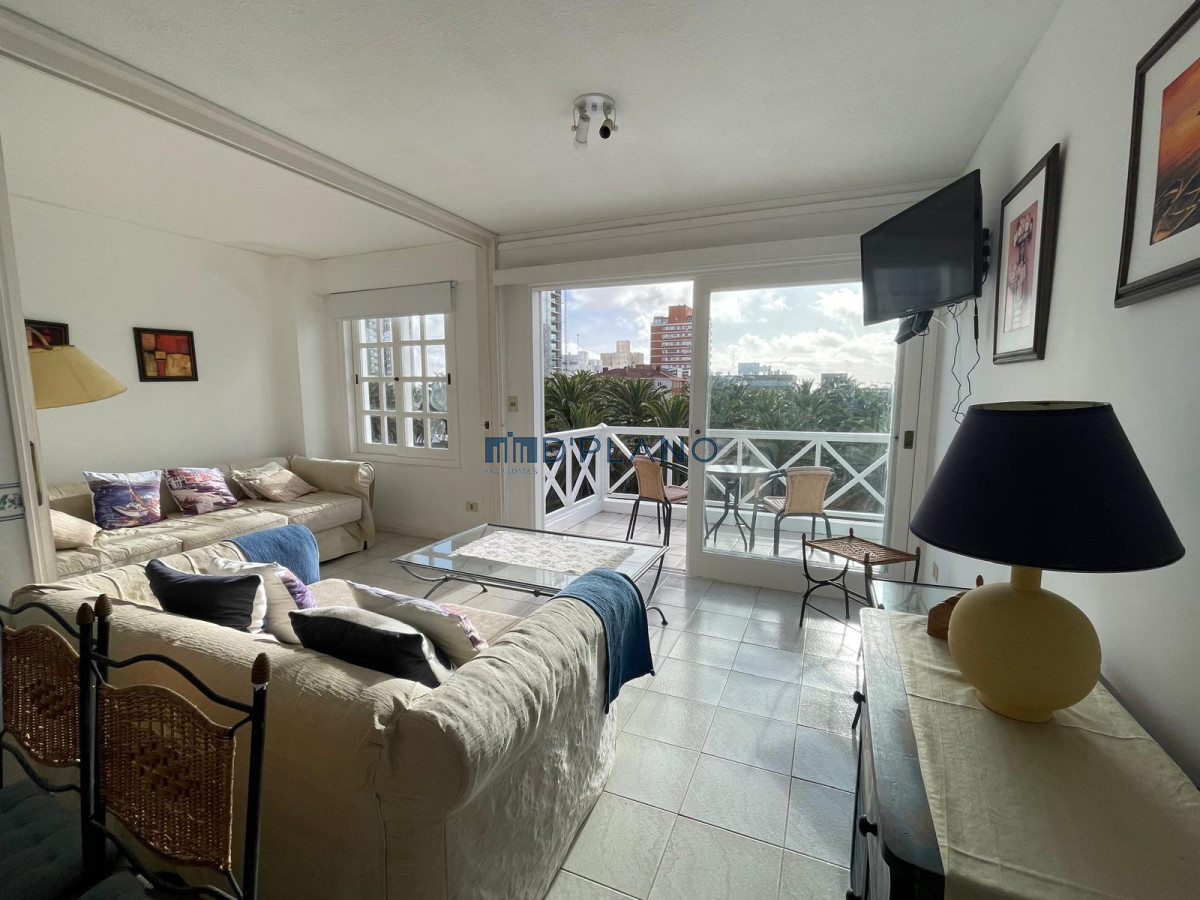 Apartamento ID.90 - EN PENINSULA CON AZOTEA PROPIA CON PARRILLERO Y JACUZZI
