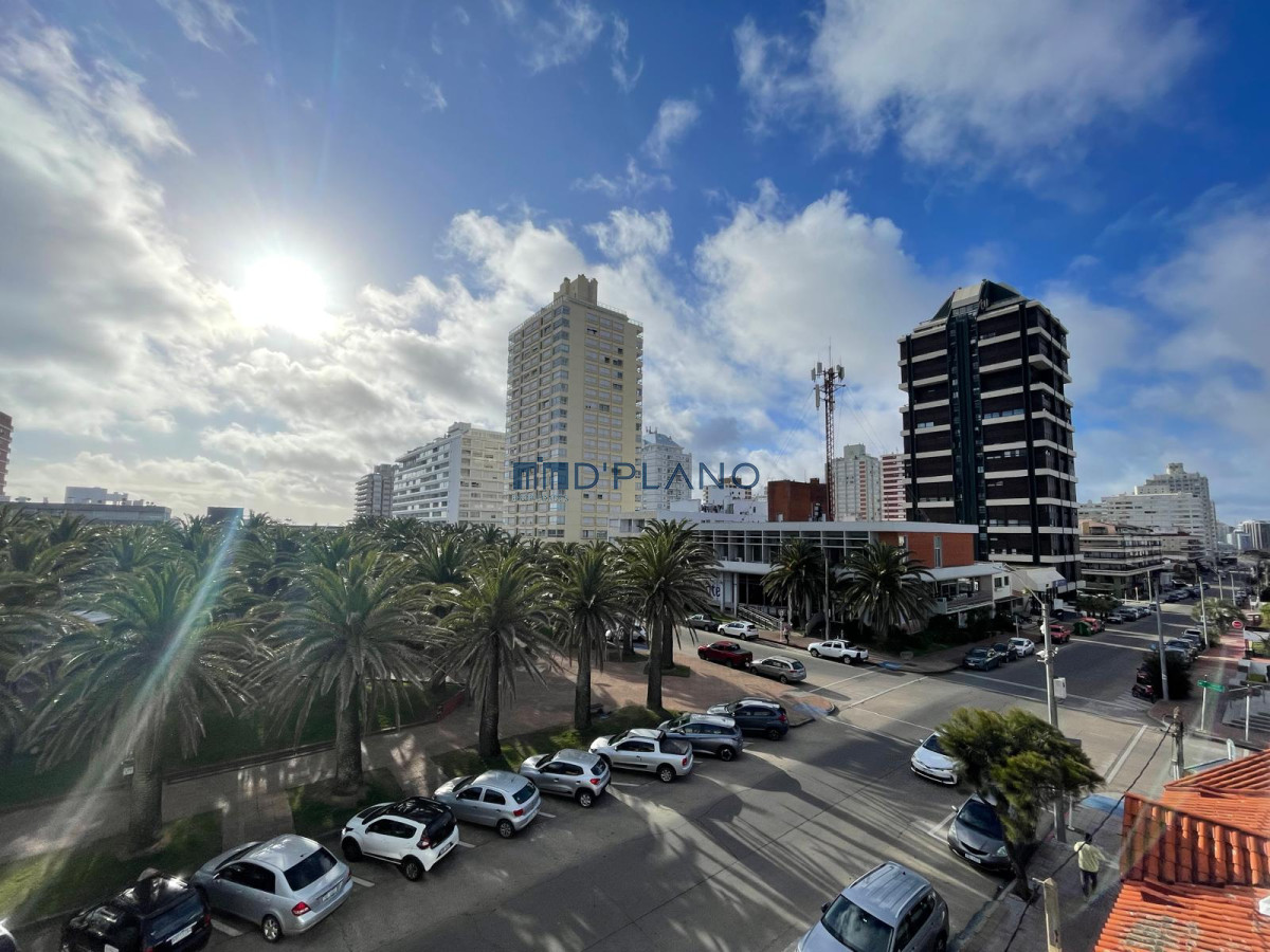Apartamento ID.90 - EN PENINSULA CON AZOTEA PROPIA CON PARRILLERO Y JACUZZI