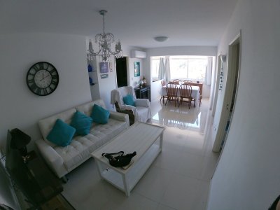 Venta de apartamento 2 dormitorios, oportunidad, Punta del Este