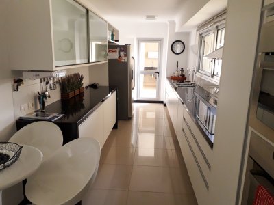 Apartamento en Punta del Este, Brava - AND912A