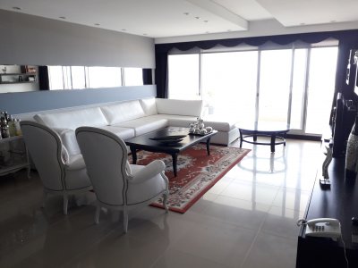 Apartamento en Punta del Este, Brava - AND912A