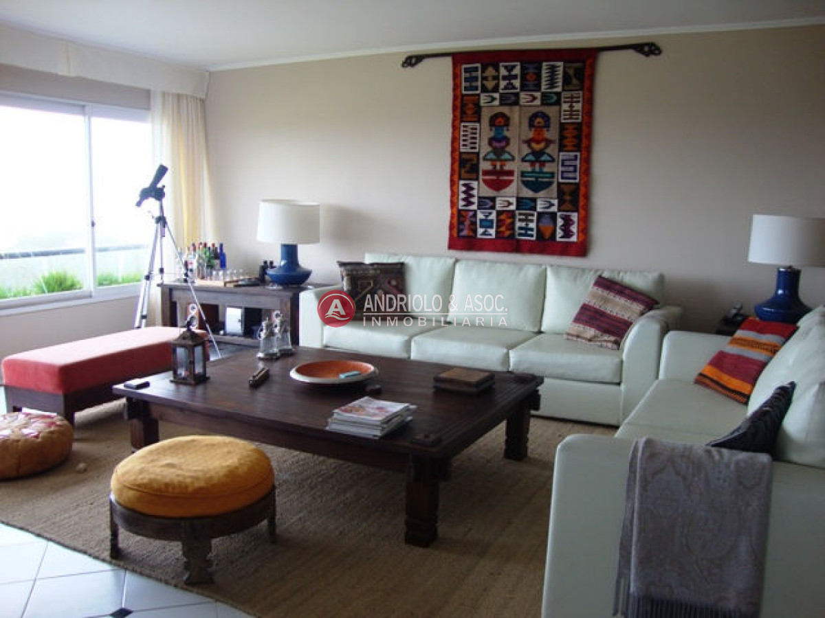 Apartamento en Punta del Este, Brava - AND1939A