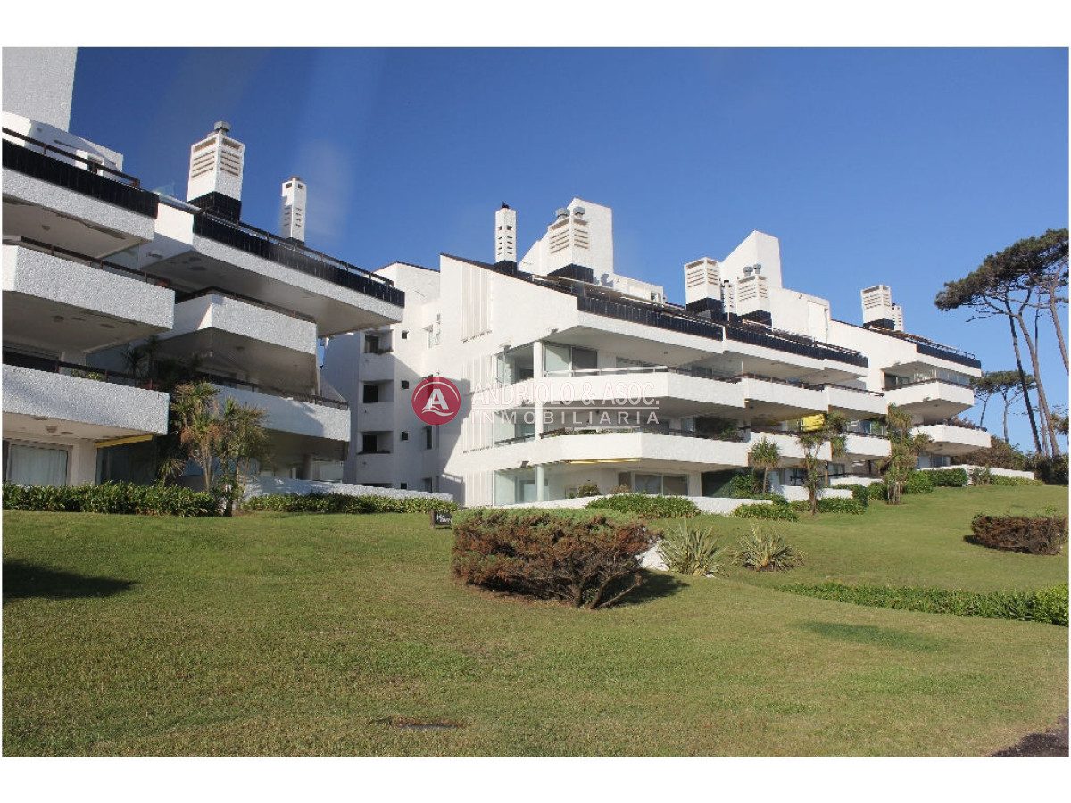 Apartamento en Punta del Este, Mansa - AND3683A
