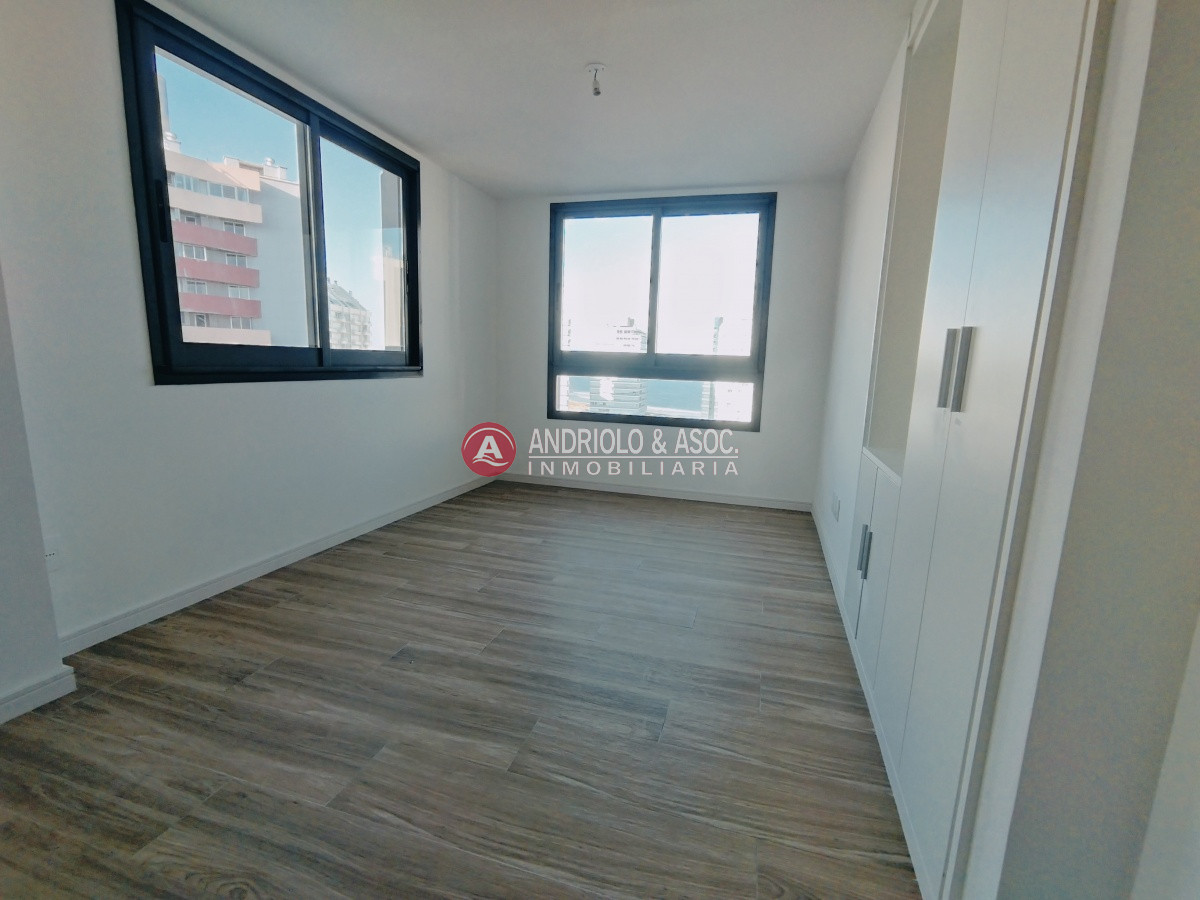 VENTA DE APARTAMENTO DE 1 DORMITORIO A ESTRENAR Y A METROS DE PLAYA BRAVA - AND8109A