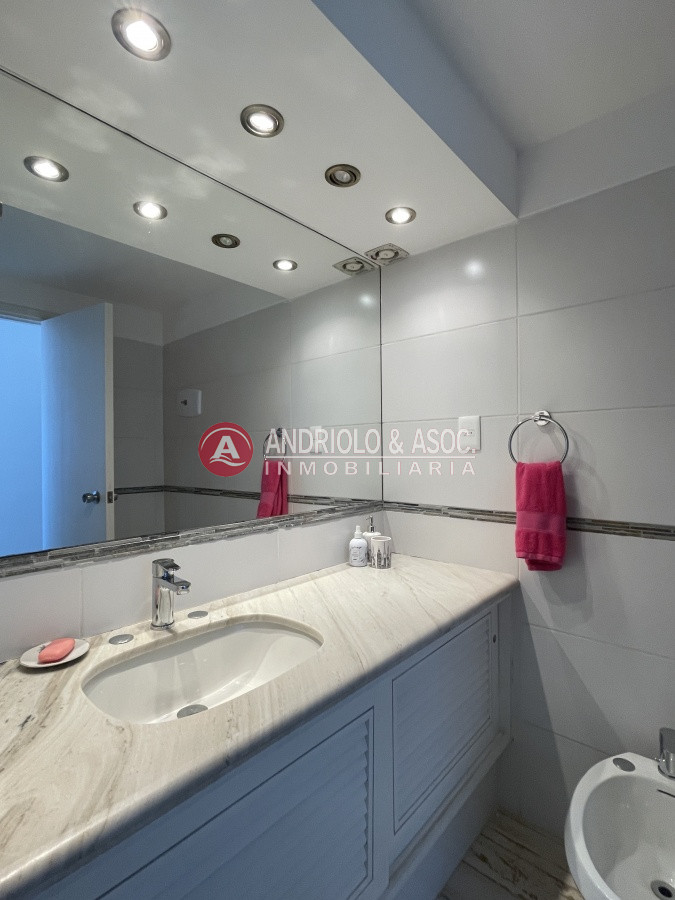 Apartamento ID.8409 - Amplio apartamento con hermosa vista al océano y península 