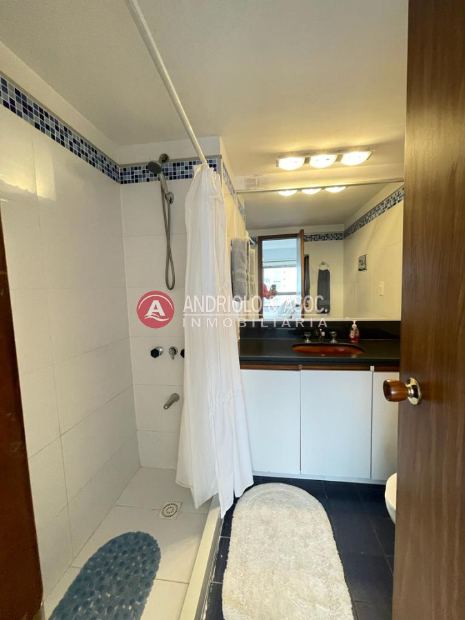 Apartamento ID.8522 - Oportunidad amplió apartamento 