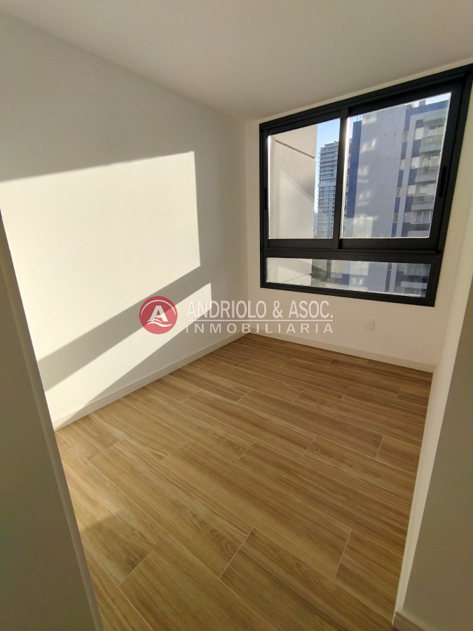 Apartamento ID.8110 - VENTA DE APARTAMENTO 2 DORMITORIOS A METROS DE PLAYA BRAVA