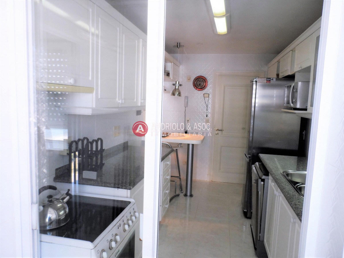 Apartamento ID.254 - primera linea de playa mansa 