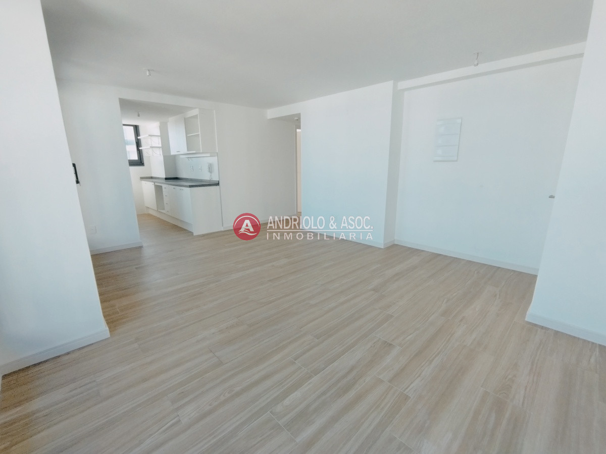 VENTA DE APARTAMENTO CON VISTA A PLAYA BRAVA - AND8113A