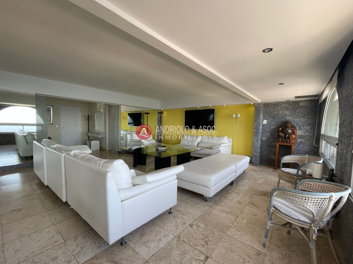 Apartamento ID.8589 - Gran apartamento en Punta del este 