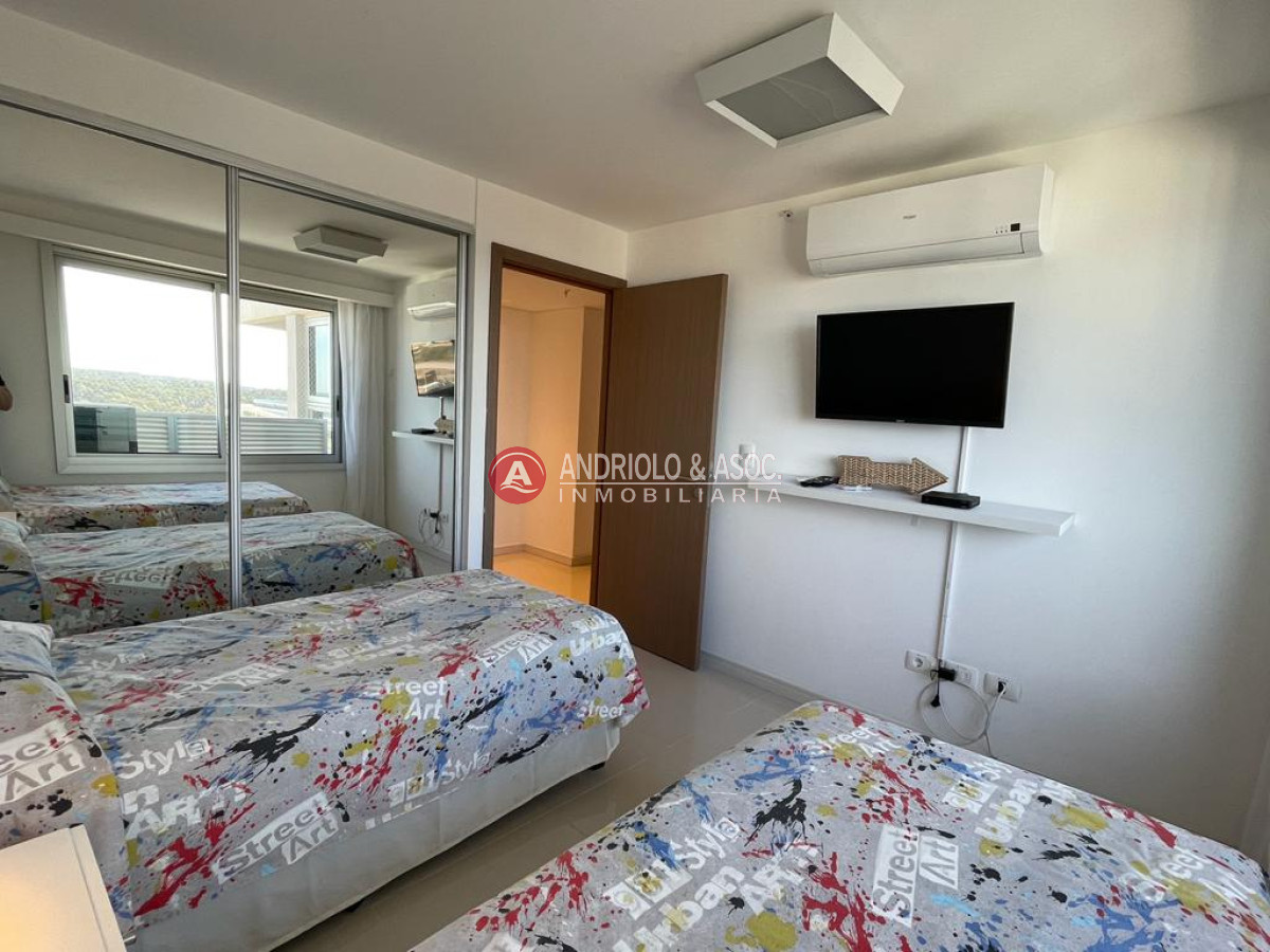 Apartamento ID.8750 - Apartamento en torre de categoría 