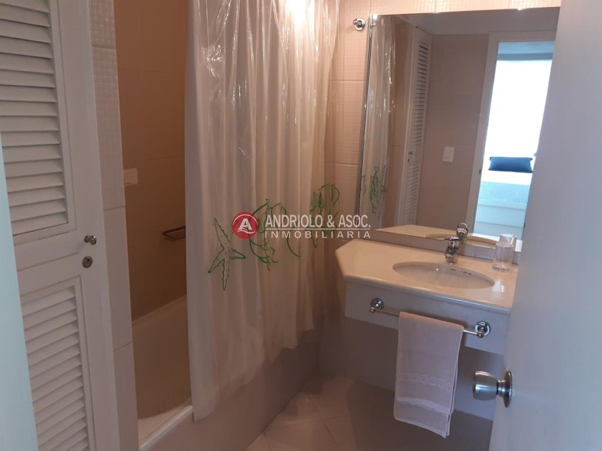 Apartamento ID.8697 - Apartamento de gran dimensiones en torre de categoría 