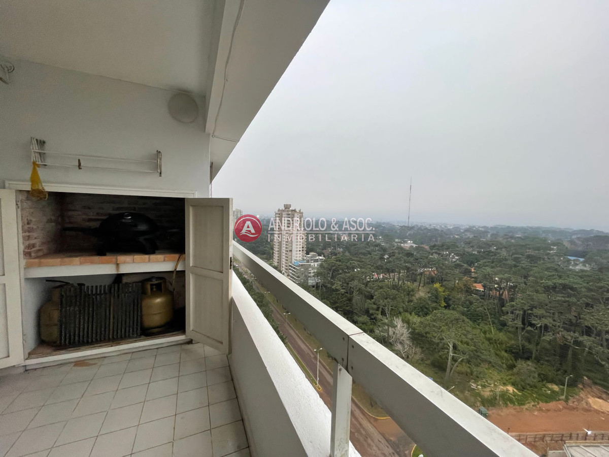 Apartamento ID.2386 - Apartamento en Punta del Este 