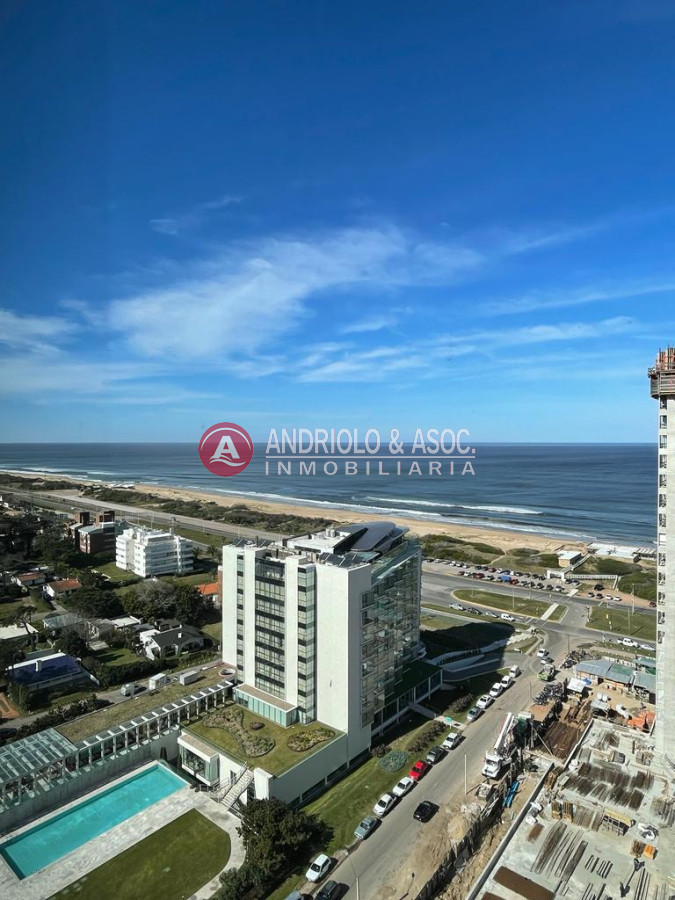Apartamento ID.8750 - Apartamento en torre de categoría 