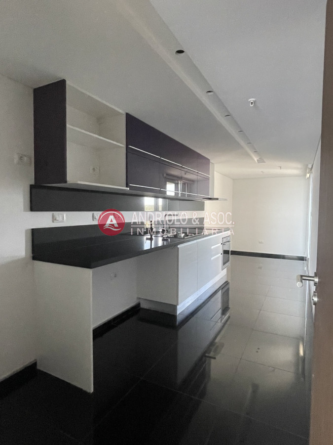 Apartamento ID.7915 - VENTA DE APARTAMENTO A METROS DE PLAYA BRAVA A ESTRENAR