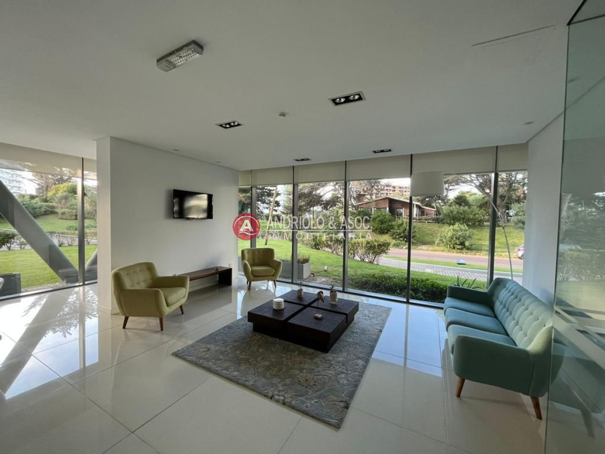 Apartamento ID.9125 - Monoambiente en Punta del Este 