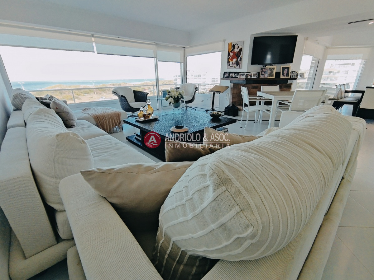 Apartamento ID.309 - ALQUILER HERMOSO DUPLEX EN PRIMERA LINEA BRAVA