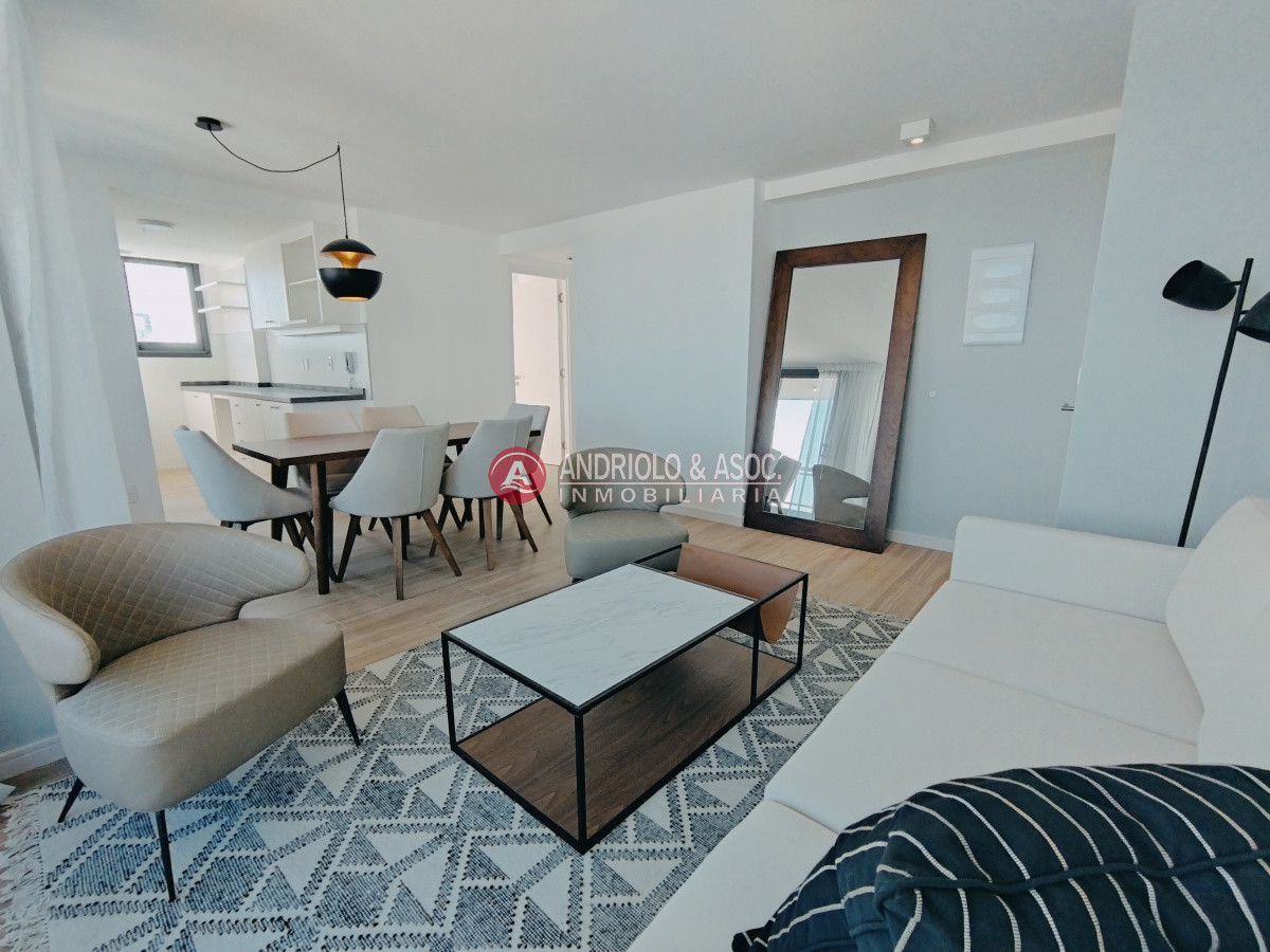 Apartamento ID.8111 - VENTA DE APARTAMENTO 2 DORMITORIOS, 2 BAÑOS CON VISTA Y A METROA DE PLAYA BRAVA