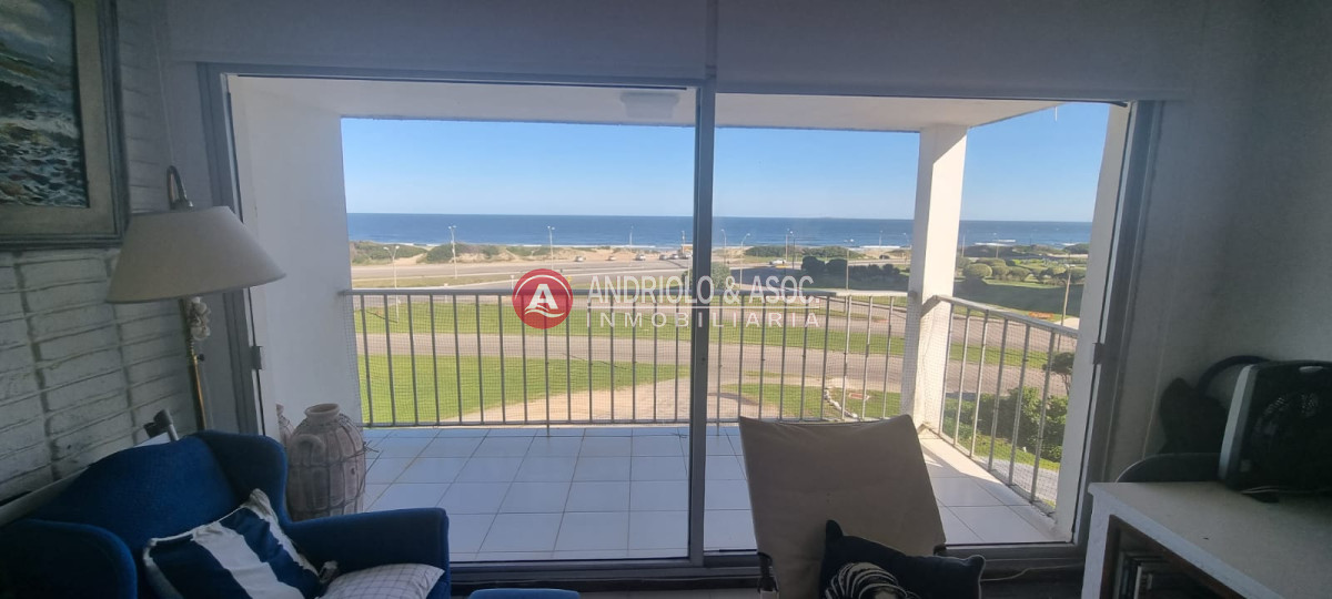 Apartamento en primera línea  - AND8904A