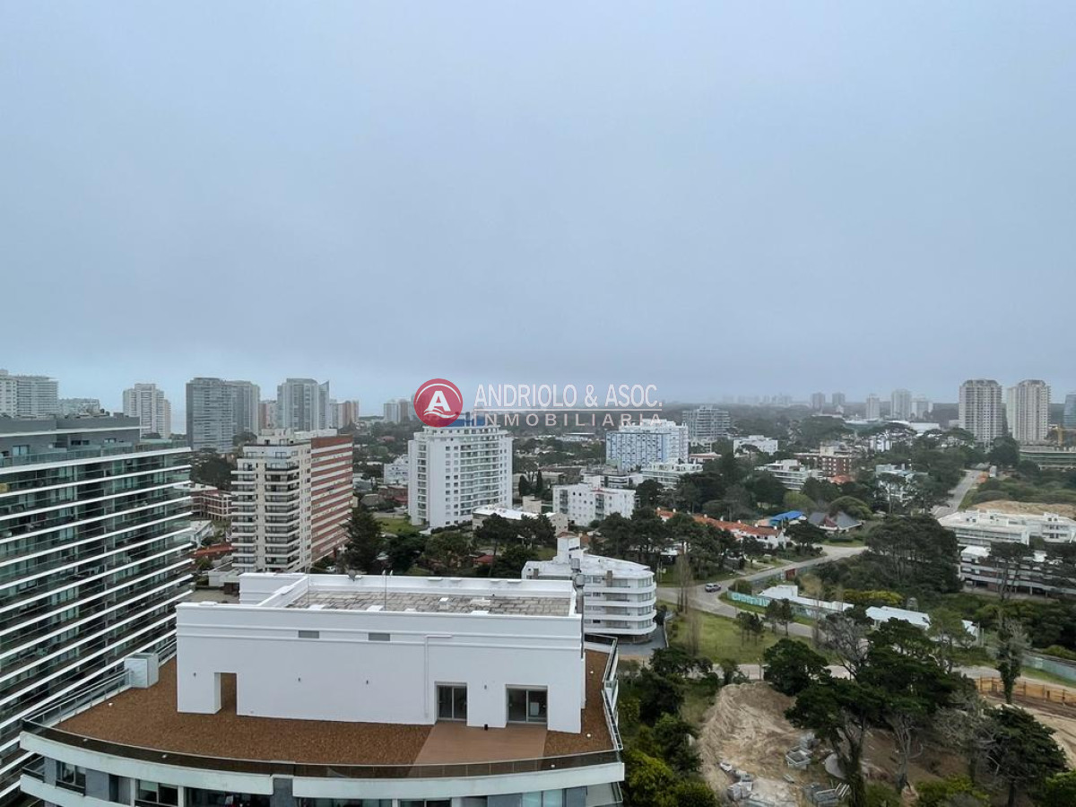 Apartamento ID.8106 - Apartamento en oportunidad en torre de categoría 